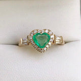 Green Luxury Ring